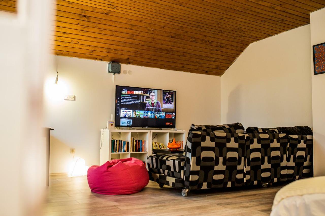 Family & Friends Apartments - Mreznica Дуга Реса Екстериор снимка
